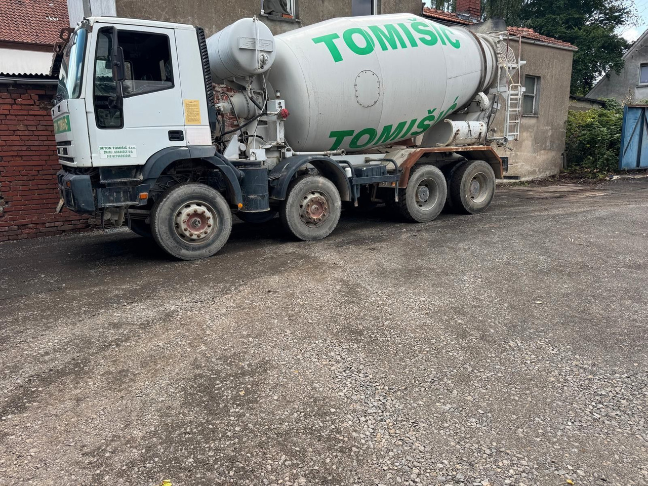 Iveco 410 EH 420 8X4 10m³ - Camion malaxeur: photos 1 Iveco 410 EH 420 8X4 10m³ - Camion malaxeur: photos 1
