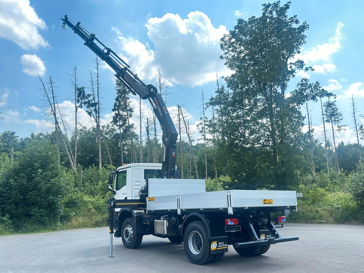 MAN TGM 18.320 4x4 Euro 6e Pritsche Hiab 228-4 Kran - Camion grue: photos 4 MAN TGM 18.320 4x4 Euro 6e Pritsche Hiab 228-4 Kran - Camion grue: photos 4