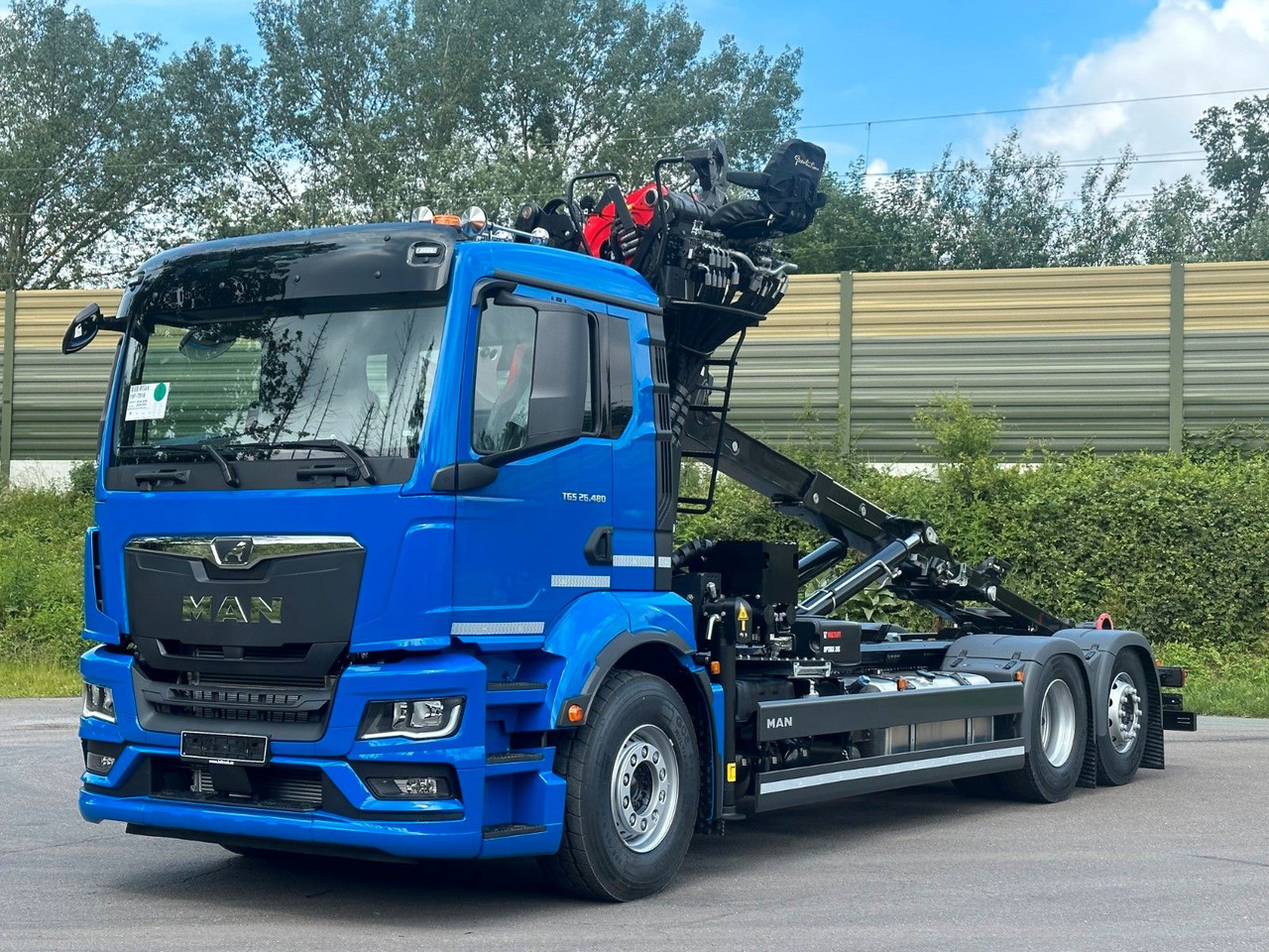 MAN TGS 26.480 6x2 Abrollkipper + Kran EPSILON - Camion ampliroll, Camion grue: photos 2 MAN TGS 26.480 6x2 Abrollkipper + Kran EPSILON - Camion ampliroll, Camion grue: photos 2