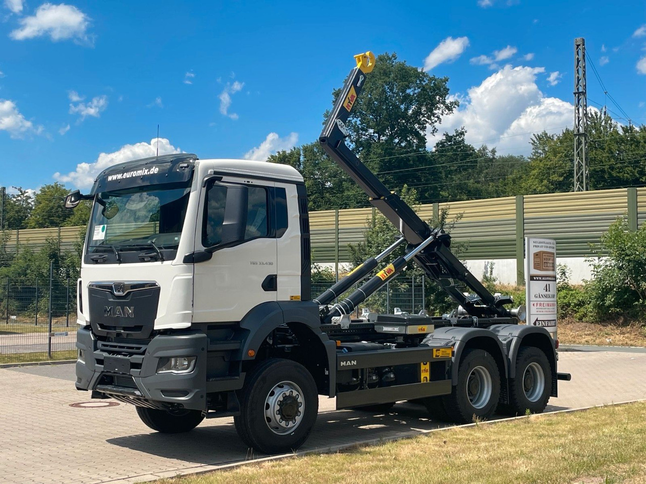 MAN TGS 33.440 6x6 Euro6e Hyva - Hiab MultiLift - Camion ampliroll, Camion grue: photos 1 MAN TGS 33.440 6x6 Euro6e Hyva - Hiab MultiLift - Camion ampliroll, Camion grue: photos 1