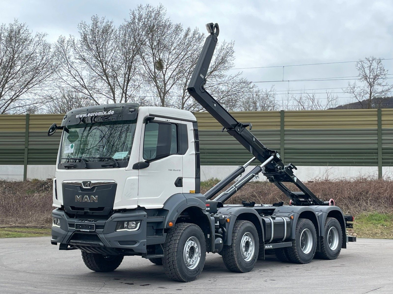MAN TGS 35.470 8x4 Euro6e Hiab MultLift Abrollkipper - Camion ampliroll, Camion grue: photos 2 MAN TGS 35.470 8x4 Euro6e Hiab MultLift Abrollkipper - Camion ampliroll, Camion grue: photos 2