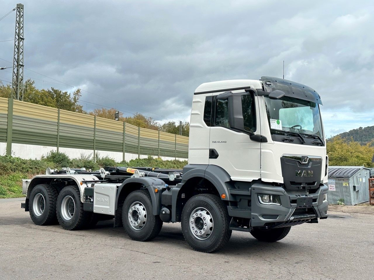 MAN TGS 41.440 8x4 Euro6e Hyva 26-55 Abrollkipper - Camion ampliroll: photos 4 MAN TGS 41.440 8x4 Euro6e Hyva 26-55 Abrollkipper - Camion ampliroll: photos 4