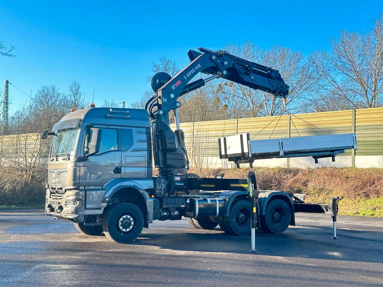 MAN TGS 26.520 6x6 Kran HIAB X-HIPRO 548E-8 - Tracteur routier: photos 1 MAN TGS 26.520 6x6 Kran HIAB X-HIPRO 548E-8 - Tracteur routier: photos 1