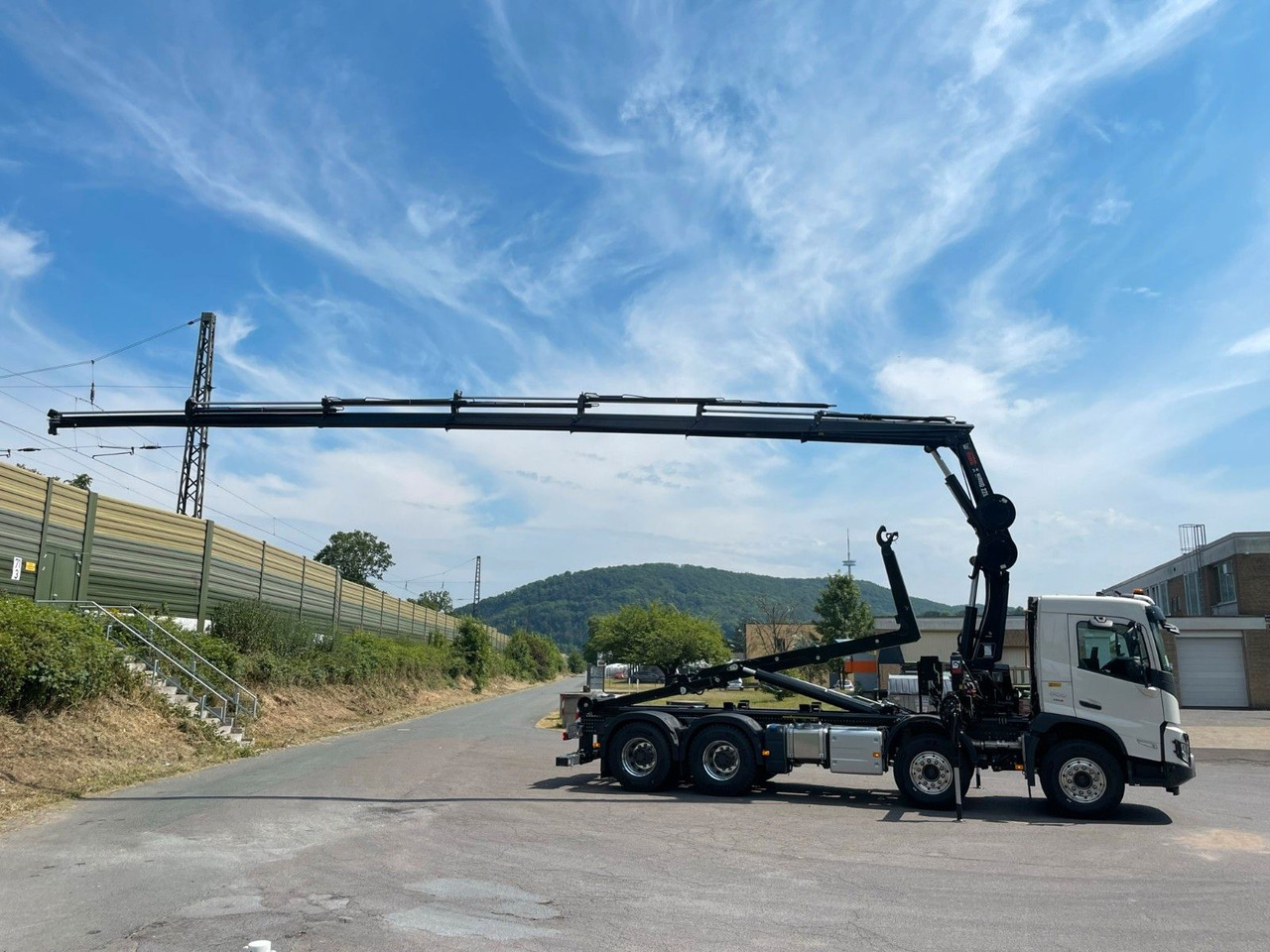 Crédit-bail  Volvo FMX 500 8x4 Abrollkipper + Kran Hiab 228-6 Volvo FMX 500 8x4 Abrollkipper + Kran Hiab 228-6: photos 17