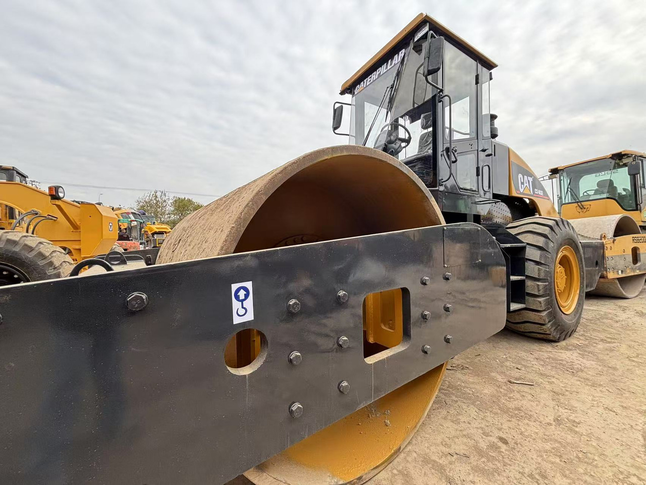 CATERPILLAR CS683E - Compacteur: photos 3 CATERPILLAR CS683E - Compacteur: photos 3