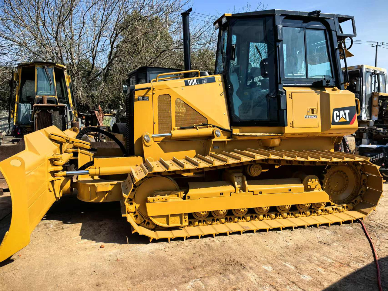CATERPILLAR D6K - Bulldozer: photos 1 CATERPILLAR D6K - Bulldozer: photos 1