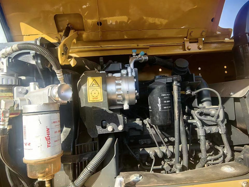 KOMATSU PC 70-8 - Pelle sur chenille: photos 5 KOMATSU PC 70-8 - Pelle sur chenille: photos 5