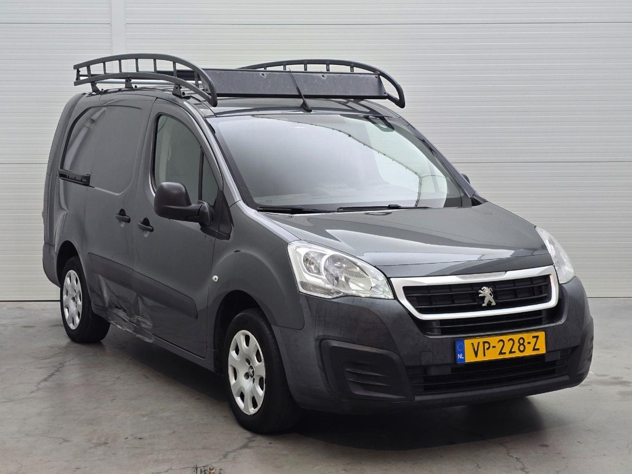 Peugeot Partner 122 1.6 HDi 90 L2 Première | 2015 | 169.353 km | VP228Z | NAP: Logisch - Autre matériel: photos 2 Peugeot Partner 122 1.6 HDi 90 L2 Première | 2015 | 169.353 km | VP228Z | NAP: Logisch - Autre matériel: photos 2
