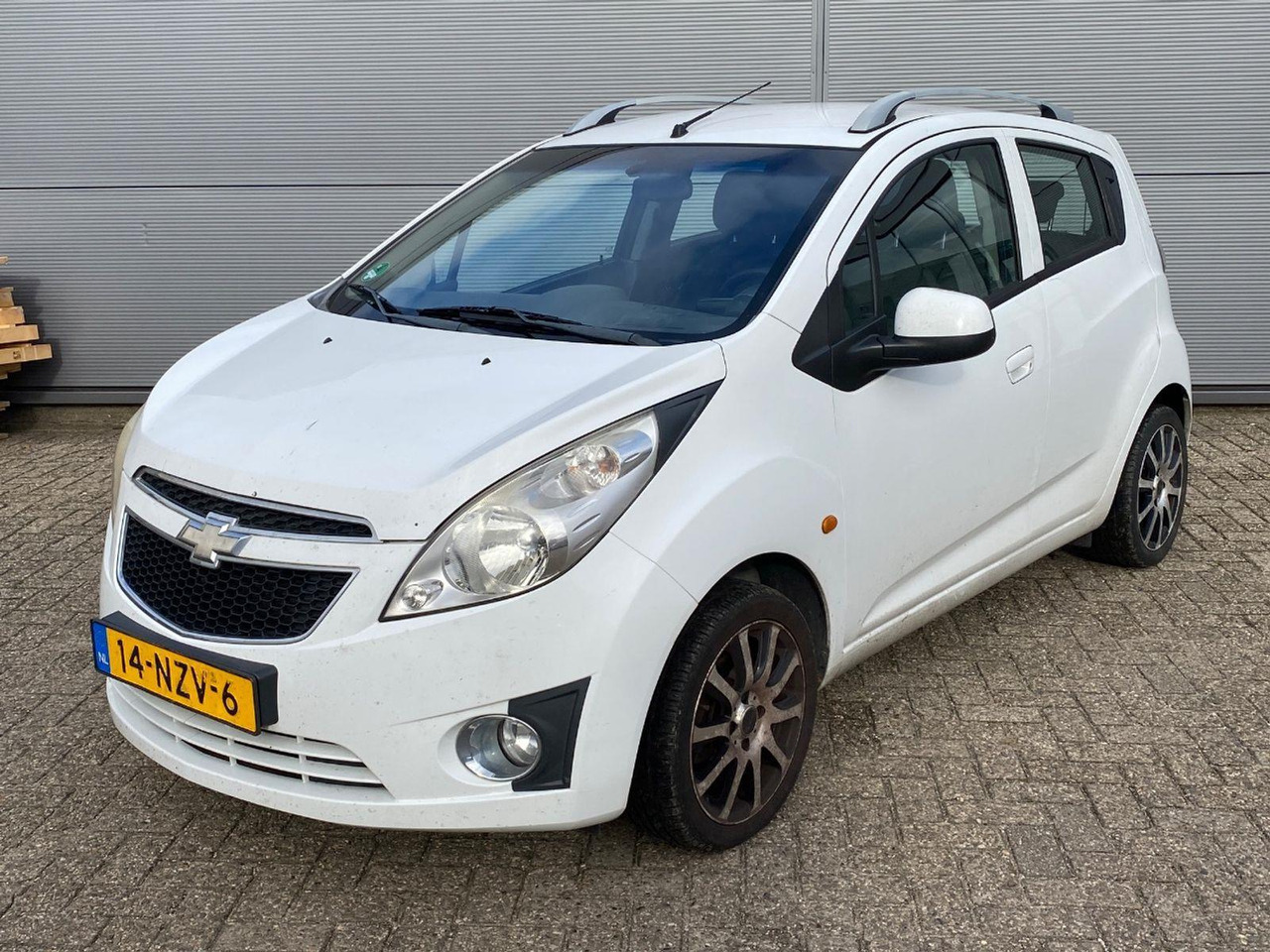Chevrolet Spark 1.0 16V LS Bi - Fuel | 2011 | 200.448 km | 14NZV6 | NAP: Logisch - Voiture à hayon: photos 1 Chevrolet Spark 1.0 16V LS Bi - Fuel | 2011 | 200.448 km | 14NZV6 | NAP: Logisch - Voiture à hayon: photos 1