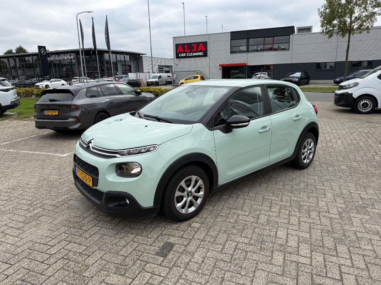 Citroen C3 1.2 PureTech Feel | 2017 | 125.672 km | PT020P | NAP: Logisch - Voiture à hayon: photos 1 Citroen C3 1.2 PureTech Feel | 2017 | 125.672 km | PT020P | NAP: Logisch - Voiture à hayon: photos 1