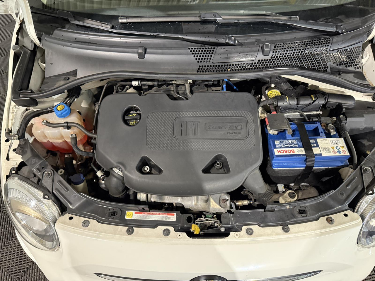 Fiat | 500 | 0.9 TwinAir Turbo Lounge | 2017 | 174.274 km | KX085G | Logisch - Voiture à hayon: photos 5 Fiat | 500 | 0.9 TwinAir Turbo Lounge | 2017 | 174.274 km | KX085G | Logisch - Voiture à hayon: photos 5