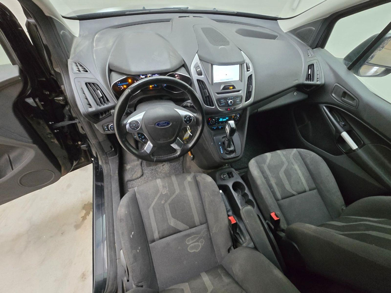 Ford Transit Connect 1.5 TDCI L2 Trend | 2017 | 202.204 km | Automaat | V397DP | NAP: Logisch - Fourgon utilitaire: photos 5 Ford Transit Connect 1.5 TDCI L2 Trend | 2017 | 202.204 km | Automaat | V397DP | NAP: Logisch - Fourgon utilitaire: photos 5