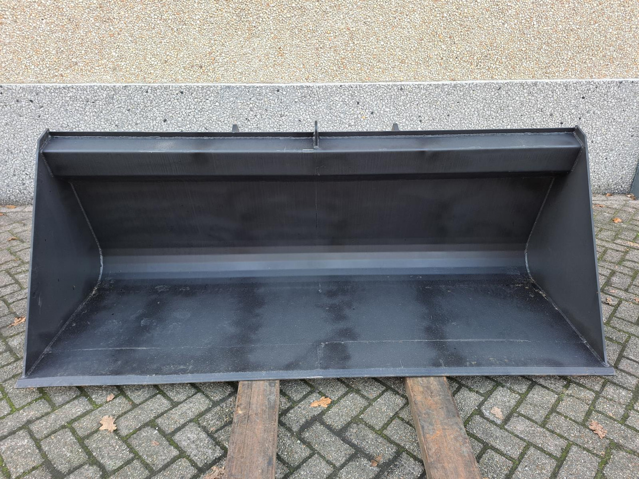 Grondbak t.b.v. Verreiker – Nieuw, Breedte 240 cm (1) - Godet pour chargeur: photos 2 Grondbak t.b.v. Verreiker – Nieuw, Breedte 240 cm (1) - Godet pour chargeur: photos 2