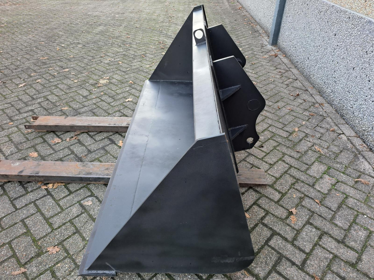 Grondbak t.b.v. Verreiker – Nieuw, Breedte 240 cm (1) - Godet pour chargeur: photos 3 Grondbak t.b.v. Verreiker – Nieuw, Breedte 240 cm (1) - Godet pour chargeur: photos 3