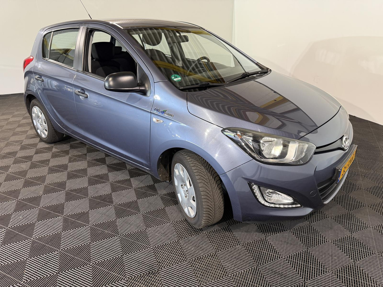 Hyundai i20 1.2i Business Edition | 2012 | 167.712 km |36-XNR-1 - Voiture à hayon: photos 3 Hyundai i20 1.2i Business Edition | 2012 | 167.712 km |36-XNR-1 - Voiture à hayon: photos 3