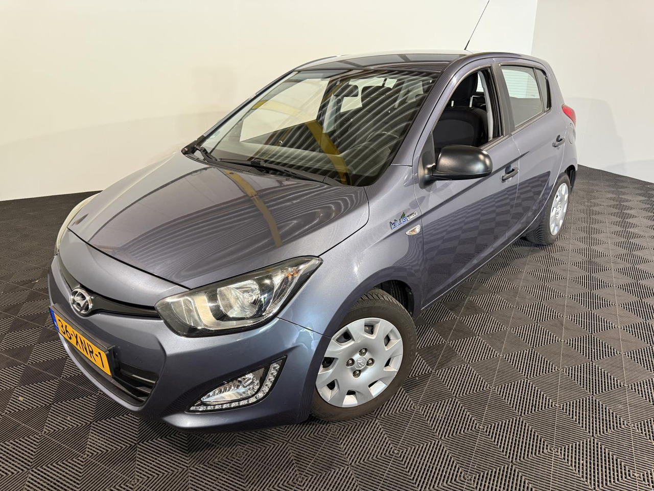 Hyundai i20 1.2i Business Edition | 2012 | 167.712 km |36-XNR-1 - Voiture à hayon: photos 1 Hyundai i20 1.2i Business Edition | 2012 | 167.712 km |36-XNR-1 - Voiture à hayon: photos 1