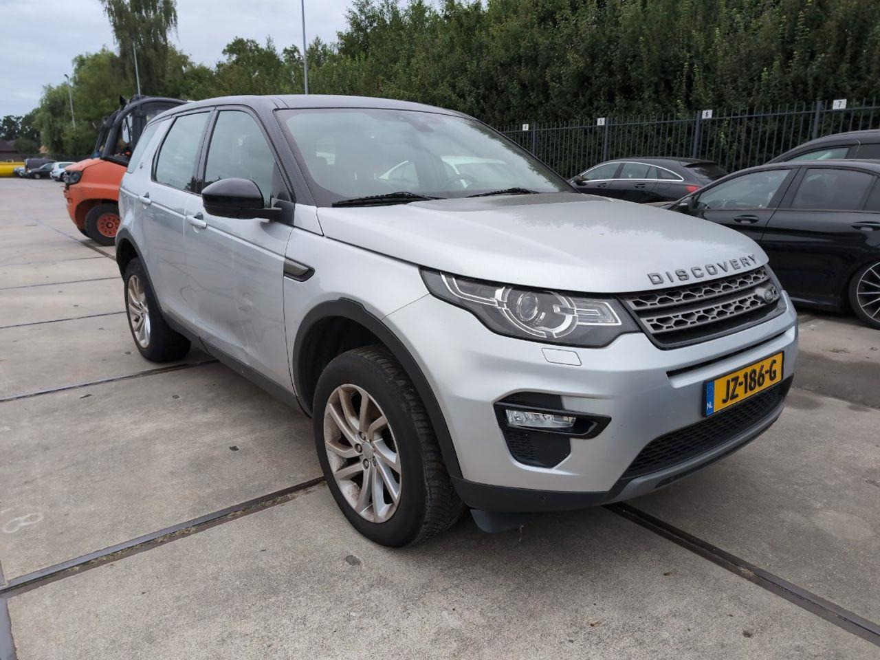 Land Rover Discovery Sport 2.0 TD4 Urban Series SE Dynamic | 2016 | 233.063 km | JZ186G | NAP: Logisch - SUV: photos 2 Land Rover Discovery Sport 2.0 TD4 Urban Series SE Dynamic | 2016 | 233.063 km | JZ186G | NAP: Logisch - SUV: photos 2