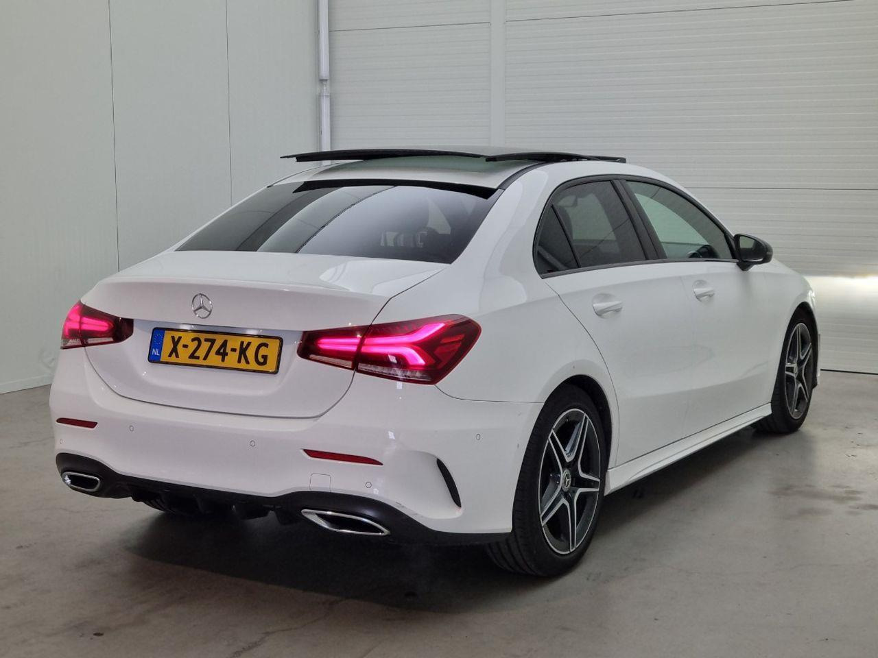 Mercedes - Benz A - klasse 200 Premium Plus | 2019 | 143.092 km | X274KG | NAP: Geen oordeel - Berline: photos 4 Mercedes - Benz A - klasse 200 Premium Plus | 2019 | 143.092 km | X274KG | NAP: Geen oordeel - Berline: photos 4