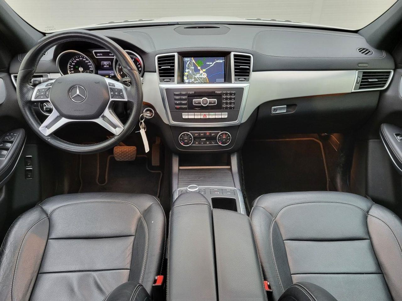 Mercedes - Benz GL - klasse 500 4 - Matic | 2014 | 184.191 km | 2XFB58 | NAP: Logisch - SUV: photos 5 Mercedes - Benz GL - klasse 500 4 - Matic | 2014 | 184.191 km | 2XFB58 | NAP: Logisch - SUV: photos 5