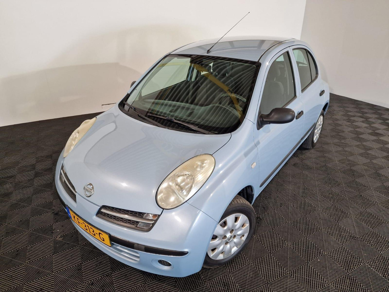 Nissan Micra 1.2 Visia KF-313-G - Voiture: photos 1 Nissan Micra 1.2 Visia KF-313-G - Voiture: photos 1