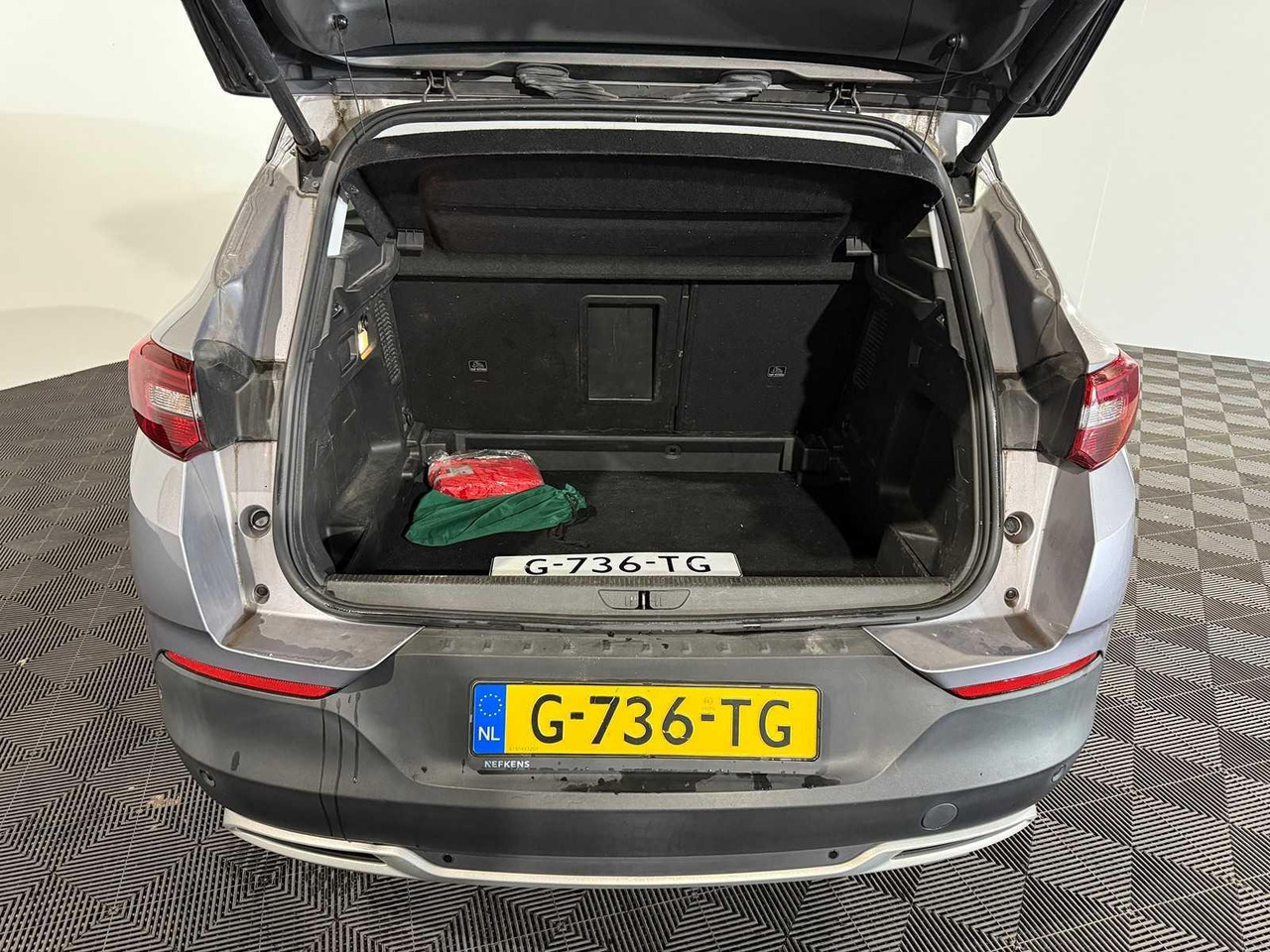 Opel Grandland X 1.2 Turbo Business Executive 2019 200.645 km G-736-TG - Voiture: photos 5 Opel Grandland X 1.2 Turbo Business Executive 2019 200.645 km G-736-TG - Voiture: photos 5