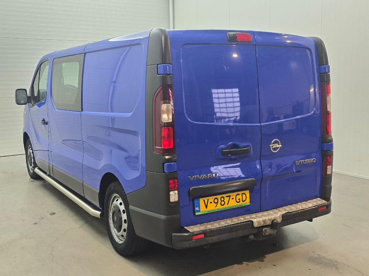 Opel Vivaro 1.6 CDTI L2H1 DC Sport EcoFlex | 2017 | 359.623 km | V987GD | NAP: Logisch - Utilitaire double cabine: photos 3 Opel Vivaro 1.6 CDTI L2H1 DC Sport EcoFlex | 2017 | 359.623 km | V987GD | NAP: Logisch - Utilitaire double cabine: photos 3
