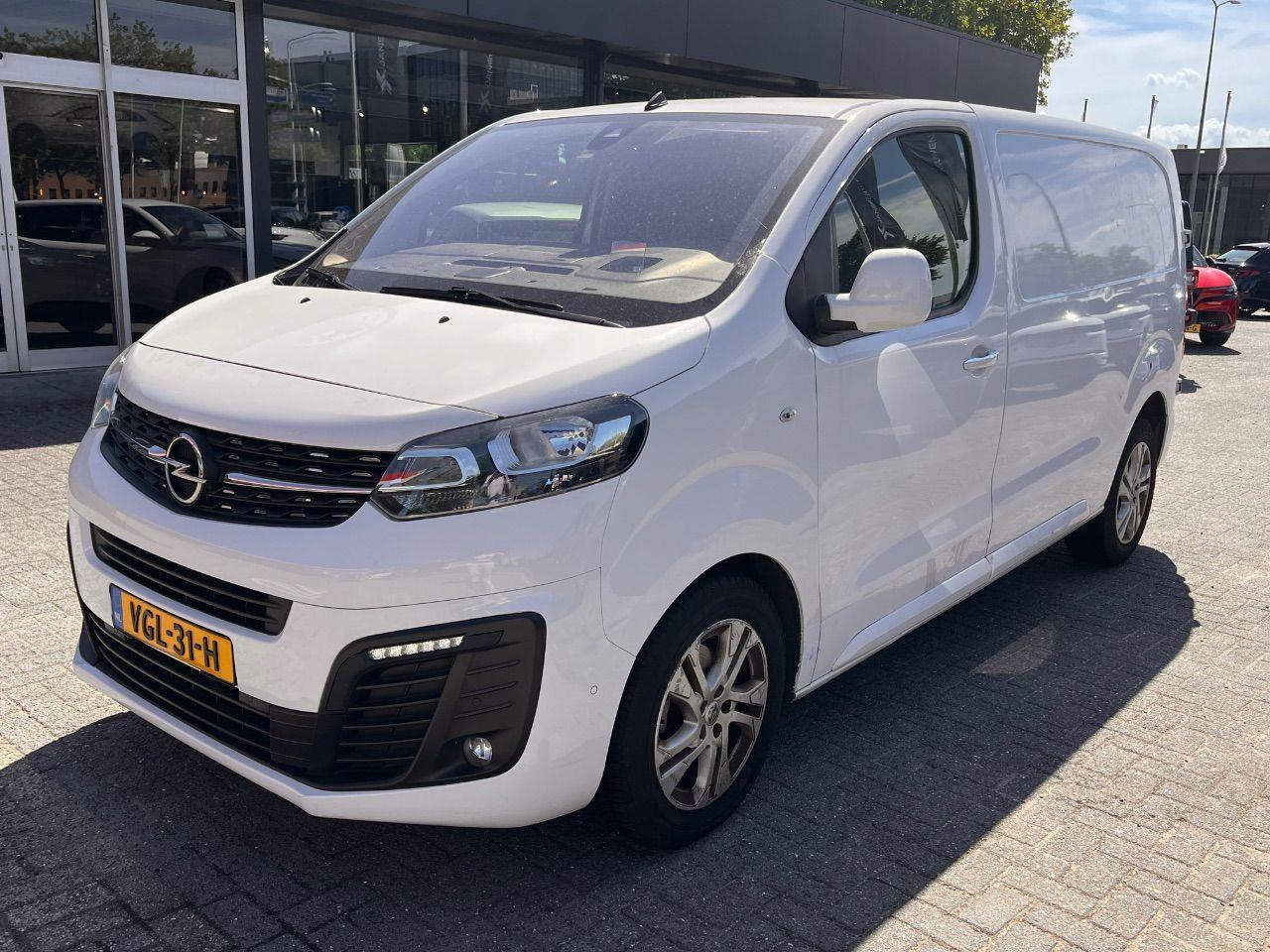 Opel Vivaro 2.0 CDTI L3H1 Innovation | 2020 | 132.156 km | VGL31H | NAP: Logisch - Fourgonnette: photos 1 Opel Vivaro 2.0 CDTI L3H1 Innovation | 2020 | 132.156 km | VGL31H | NAP: Logisch - Fourgonnette: photos 1