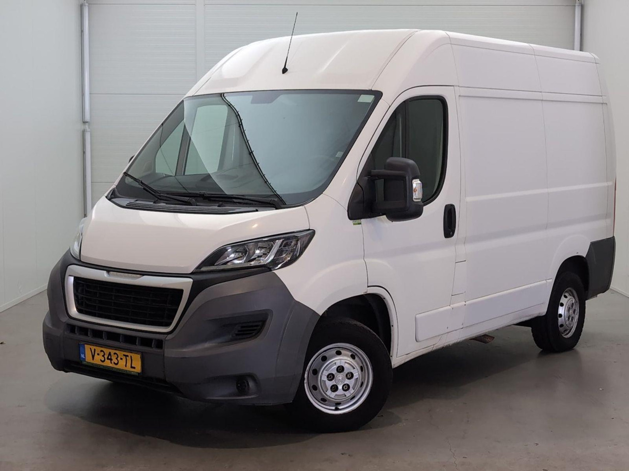 Peugeot Boxer 330 2.2 HDI L1H1 XR | 2014 | 218.267 km | V343TL | NAP: Geen oordeel - Fourgon utilitaire: photos 1 Peugeot Boxer 330 2.2 HDI L1H1 XR | 2014 | 218.267 km | V343TL | NAP: Geen oordeel - Fourgon utilitaire: photos 1