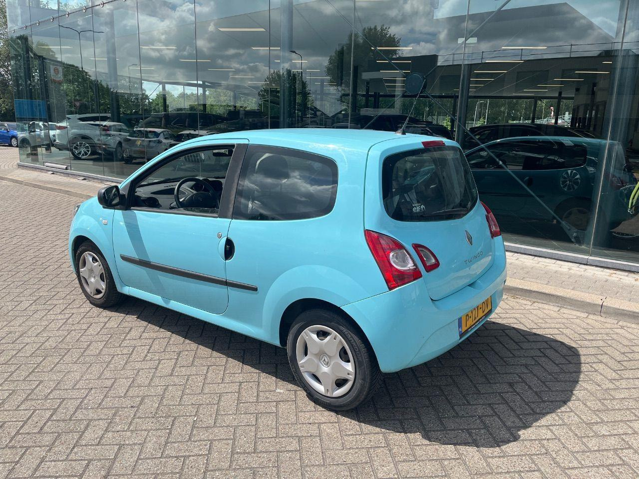 Renault Twingo 1.2 16V Acces | 2013 | 92.645 km | P127DV | NAP: Geen oordeel - Voiture: photos 3 Renault Twingo 1.2 16V Acces | 2013 | 92.645 km | P127DV | NAP: Geen oordeel - Voiture: photos 3