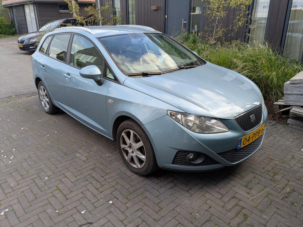 SEAT | Ibiza ST | 1.2 TDI Style Ecomotive | 2011 | 187.816 km | 04PPB6 | Logisch - Voiture: photos 3 SEAT | Ibiza ST | 1.2 TDI Style Ecomotive | 2011 | 187.816 km | 04PPB6 | Logisch - Voiture: photos 3