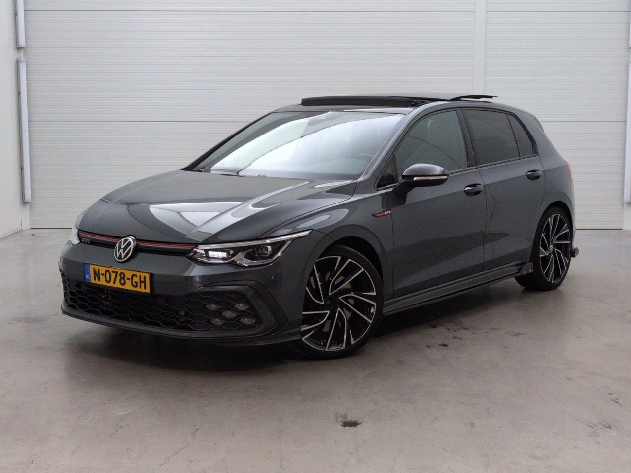 Volkswagen Golf 2.0 TSI GTI | 2021 | 104.458 km | Automaat | N078GH | NAP: Geen oordeel - Voiture à hayon: photos 1 Volkswagen Golf 2.0 TSI GTI | 2021 | 104.458 km | Automaat | N078GH | NAP: Geen oordeel - Voiture à hayon: photos 1