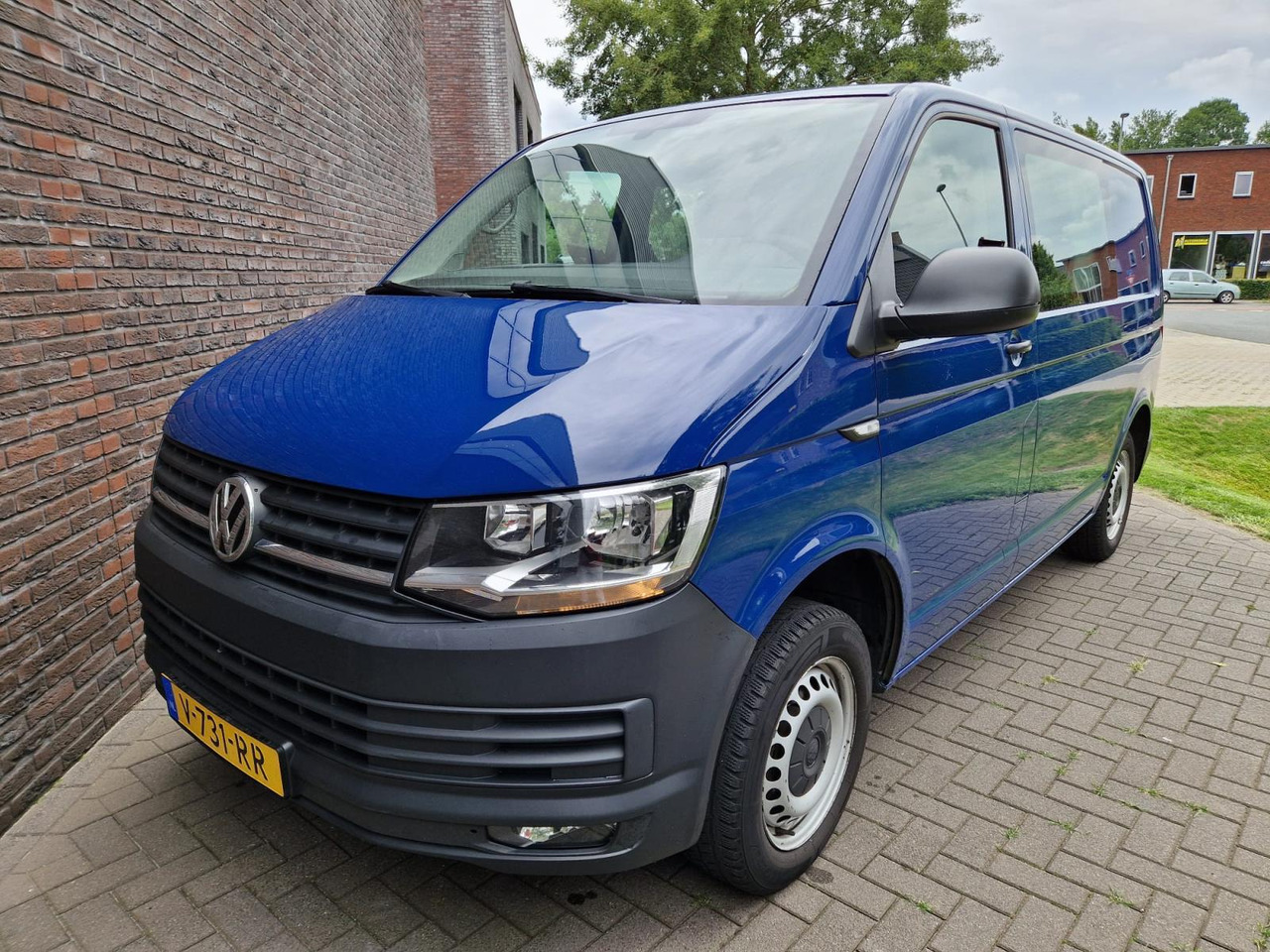 Volkswagen | Transporter | 2.0 TDI L1H1 DC Highline | 2018 | 251.292 km | V731RR | Logisch - Utilitaire double cabine: photos 1 Volkswagen | Transporter | 2.0 TDI L1H1 DC Highline | 2018 | 251.292 km | V731RR | Logisch - Utilitaire double cabine: photos 1