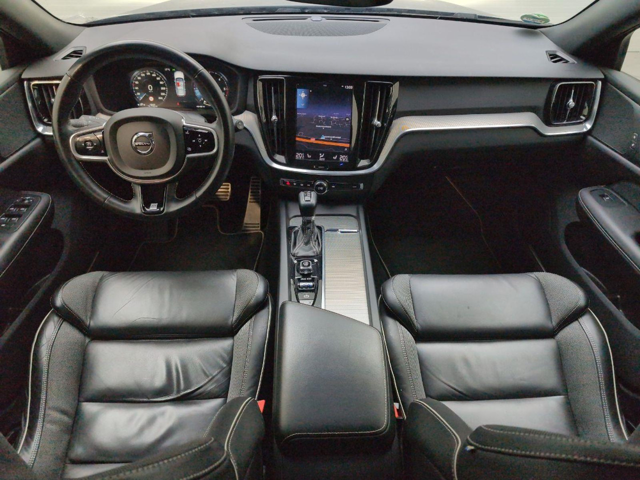 Volvo V60 2.0 D4 Inscription | 2019 | 192.437 km | Automaat | N056PP | NAP: Geen oordeel - Voiture: photos 5 Volvo V60 2.0 D4 Inscription | 2019 | 192.437 km | Automaat | N056PP | NAP: Geen oordeel - Voiture: photos 5