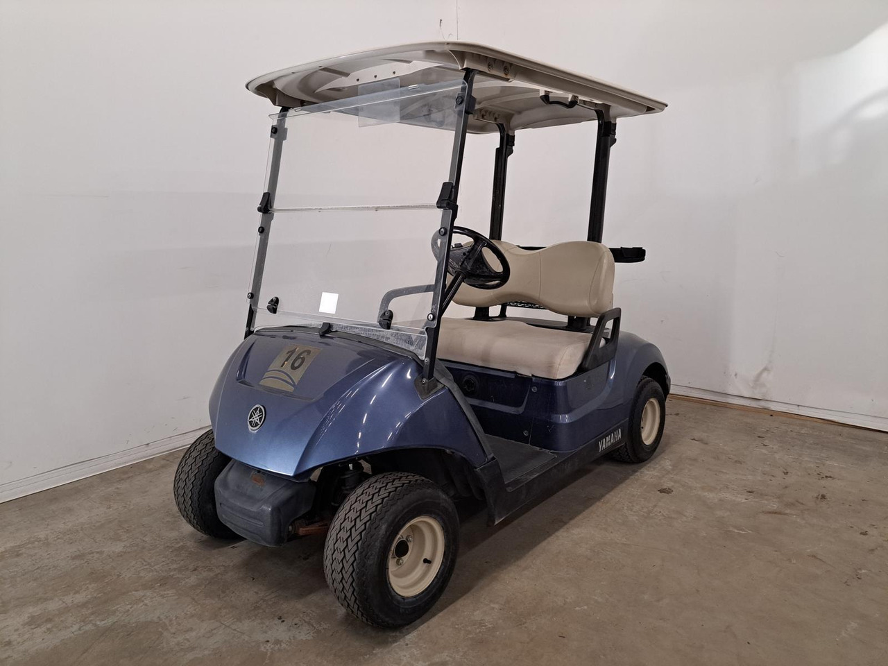 Yamaha Drive 2 J0C-008827 - Voiturette de golf: photos 1 Yamaha Drive 2 J0C-008827 - Voiturette de golf: photos 1