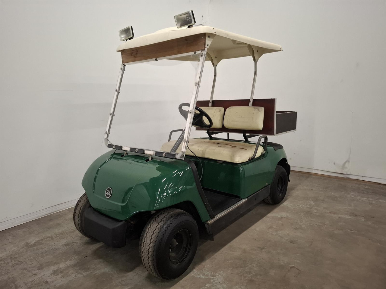 Yamaha G22A – 2-zits – Benzine - Voiturette de golf: photos 1 Yamaha G22A – 2-zits – Benzine - Voiturette de golf: photos 1