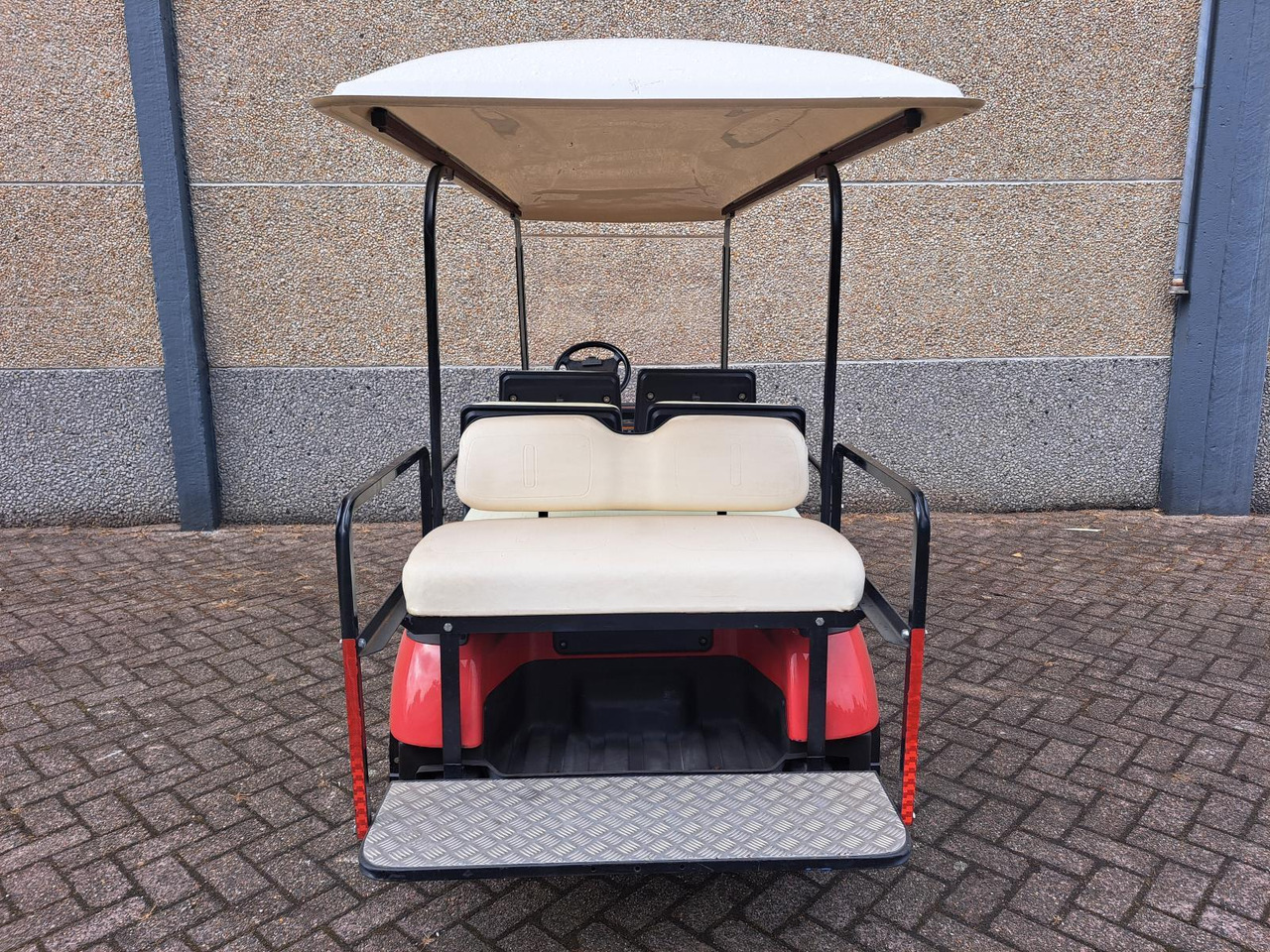 Yamaha shuttle 6 (1) - Voiturette de golf: photos 5 Yamaha shuttle 6 (1) - Voiturette de golf: photos 5