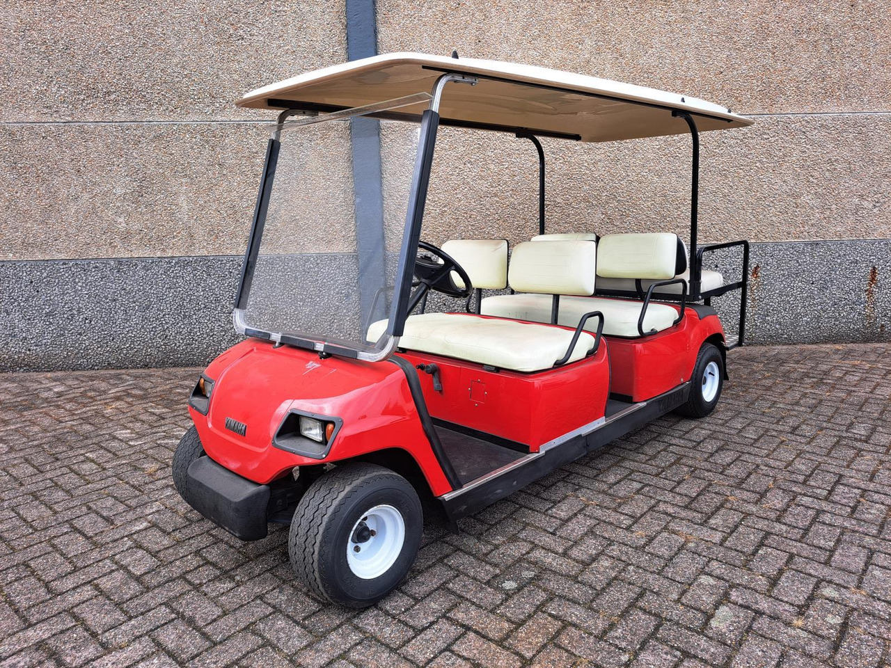 Yamaha shuttle 6 (1) - Voiturette de golf: photos 1 Yamaha shuttle 6 (1) - Voiturette de golf: photos 1