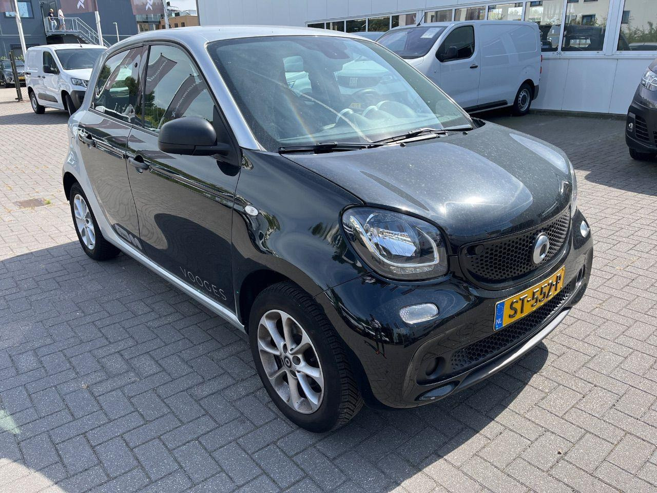 Smart forfour 1.0 Business Solution | 2018 | 69.298 km | ST552P | NAP: Logisch - Voiture à hayon: photos 2 Smart forfour 1.0 Business Solution | 2018 | 69.298 km | ST552P | NAP: Logisch - Voiture à hayon: photos 2