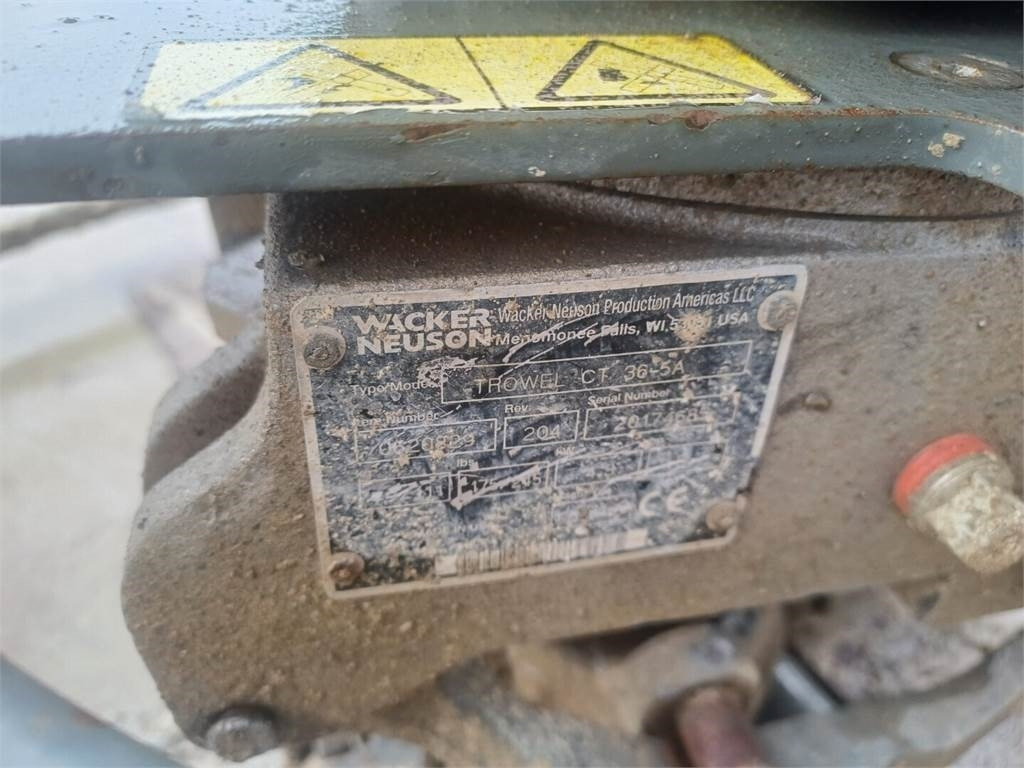 Wacker Neuson Trowel ct36-5a betonihierrin - Truelle mécanique: photos 4 Wacker Neuson Trowel ct36-5a betonihierrin - Truelle mécanique: photos 4