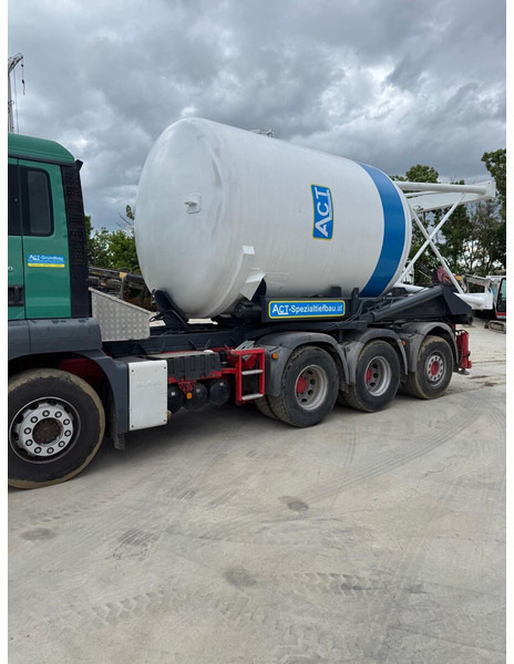 MAN TGS 32 - 440 - Camion multibenne: photos 4 MAN TGS 32 - 440 - Camion multibenne: photos 4