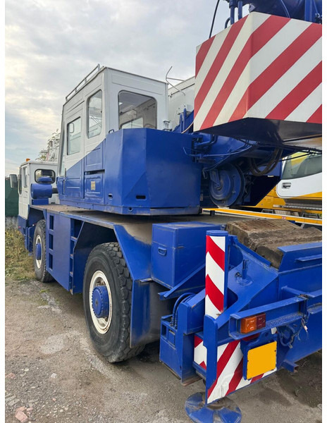 Tadano AR 300E - Grue auxiliaire: photos 4 Tadano AR 300E - Grue auxiliaire: photos 4