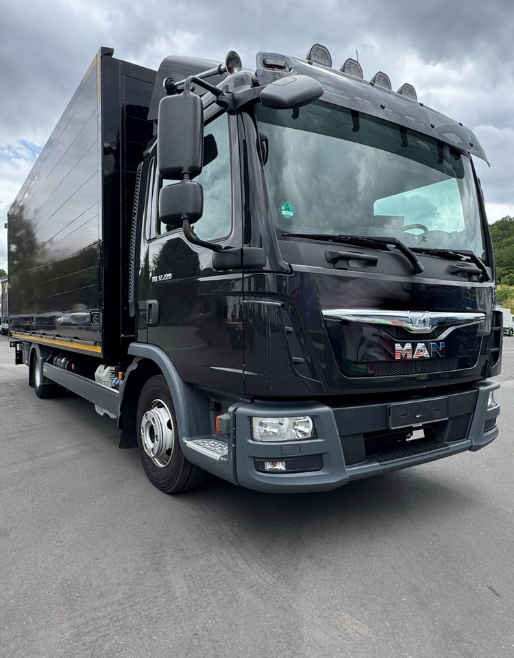 MAN TGL 12.220/LBW/Klima/Navi/2xAHK - Camion pour le transport de boissons: photos 1 MAN TGL 12.220/LBW/Klima/Navi/2xAHK - Camion pour le transport de boissons: photos 1
