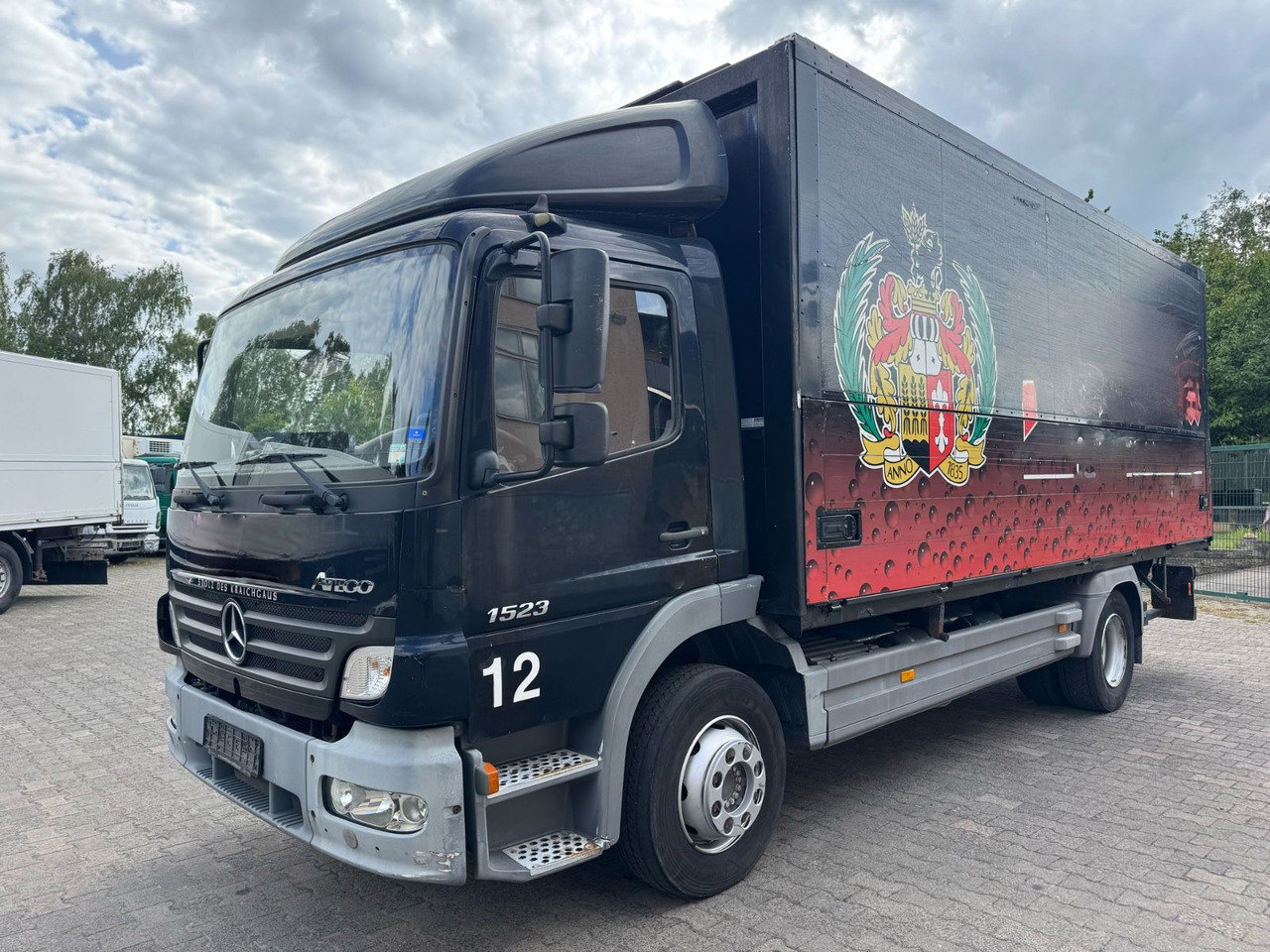 Mercedes-Benz Atego1523/LBW/AHK/Klima/Standh./aus.1Hand - Camion pour le transport de boissons: photos 2 Mercedes-Benz Atego1523/LBW/AHK/Klima/Standh./aus.1Hand - Camion pour le transport de boissons: photos 2