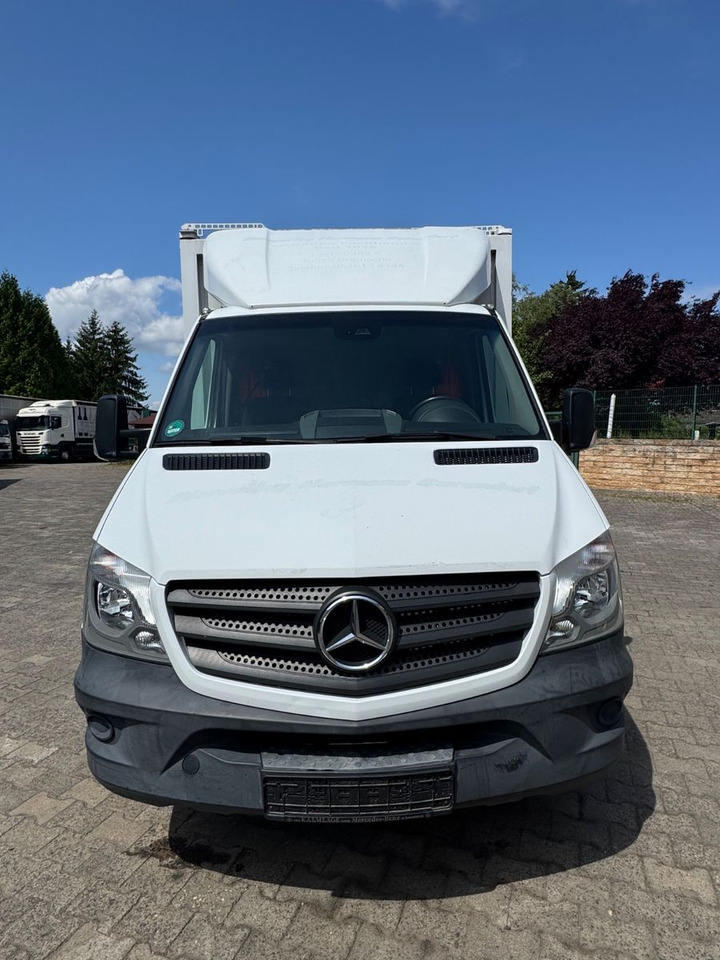 Mercedes-Benz Sprinter 514/LBW/KLIMA/aus.1Hand/GT-Zertifikat - Camion pour le transport de boissons: photos 3 Mercedes-Benz Sprinter 514/LBW/KLIMA/aus.1Hand/GT-Zertifikat - Camion pour le transport de boissons: photos 3