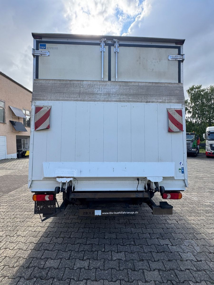 Renault MIDLUM 180/Thermo-King V-500/LBW - Véhicule utilitaire frigorifique: photos 4 Renault MIDLUM 180/Thermo-King V-500/LBW - Véhicule utilitaire frigorifique: photos 4