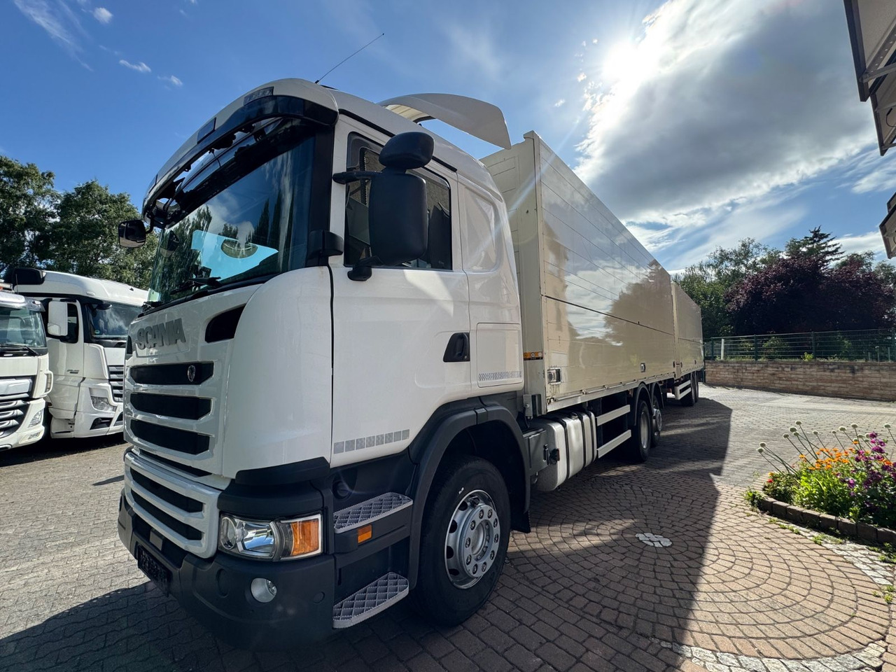 Scania G410/Lenk-Lift/2xLBW/inkl. Anhänger/Tüv-neu - Camion pour le transport de boissons: photos 2 Scania G410/Lenk-Lift/2xLBW/inkl. Anhänger/Tüv-neu - Camion pour le transport de boissons: photos 2