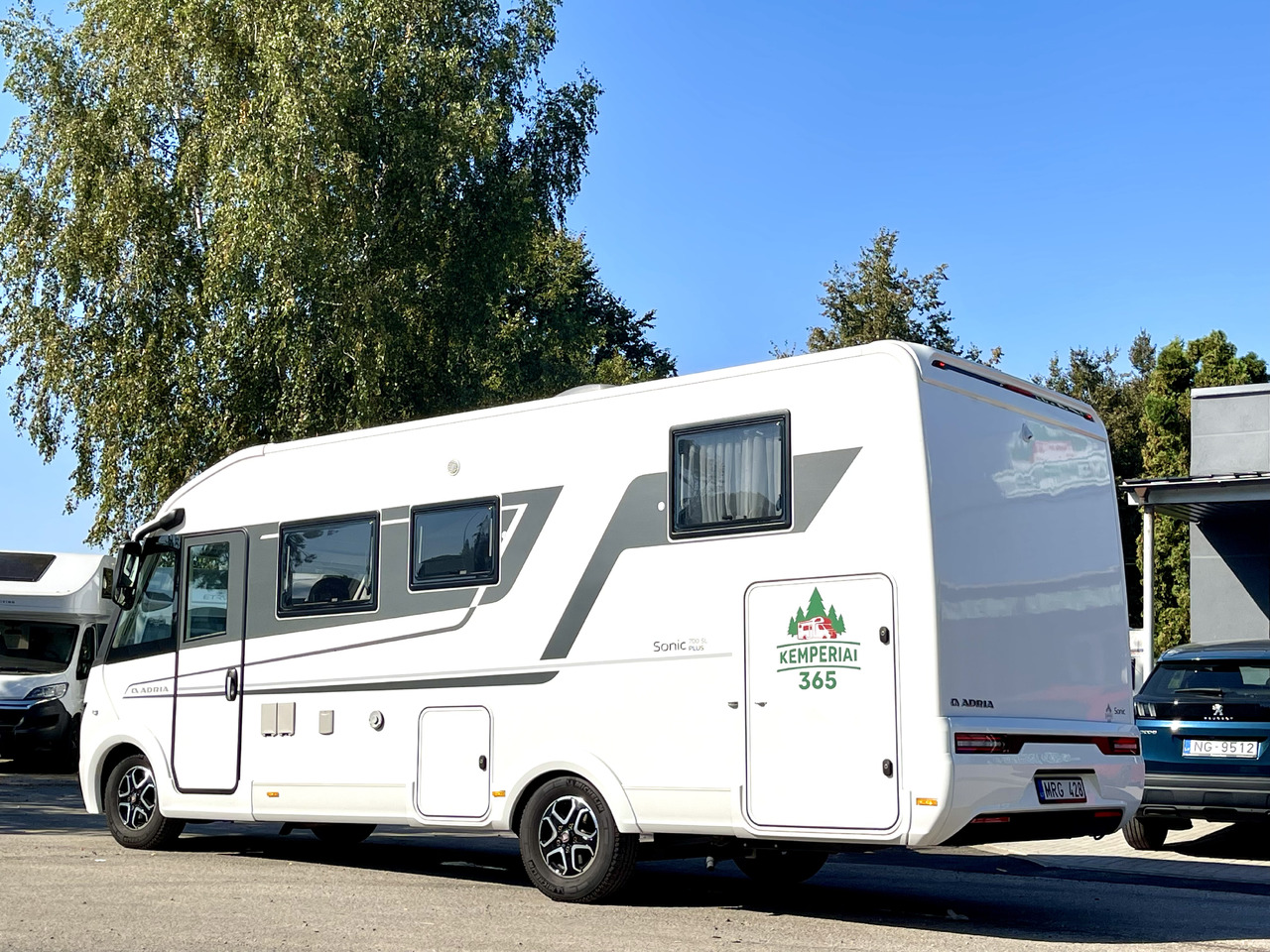 ADRIA Sonic Plus 700SL - Camping-car intégral: photos 3 ADRIA Sonic Plus 700SL - Camping-car intégral: photos 3
