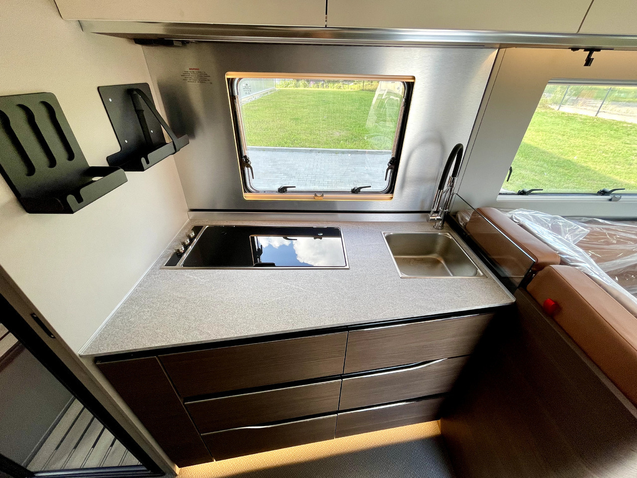 Adria Super Sonic 890 LC - Camping-car intégral: photos 5 Adria Super Sonic 890 LC - Camping-car intégral: photos 5