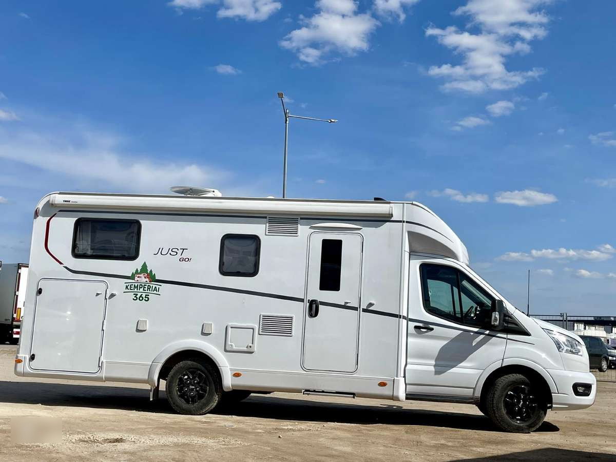 DETHLEFFS Just Go T7055 EB - Camping-car profilé: photos 2 DETHLEFFS Just Go T7055 EB - Camping-car profilé: photos 2