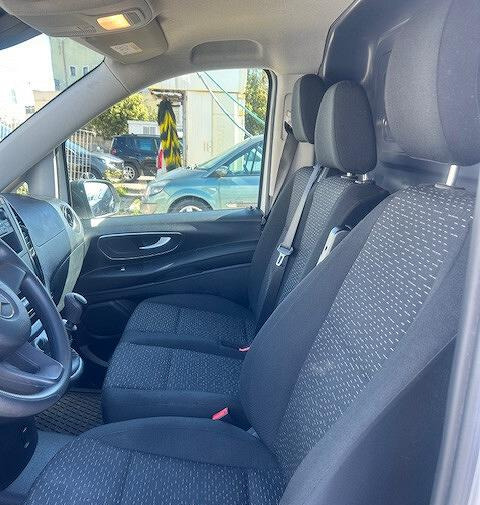 Fourgon utilitaire Mercedes-Benz VITO FURGONE 114 Traz Ant: photos 12